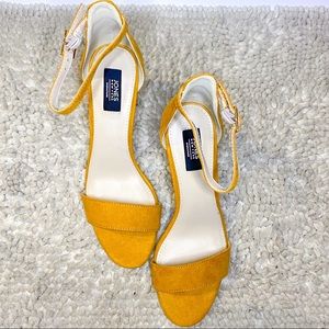 Jones New York Signature Sandals